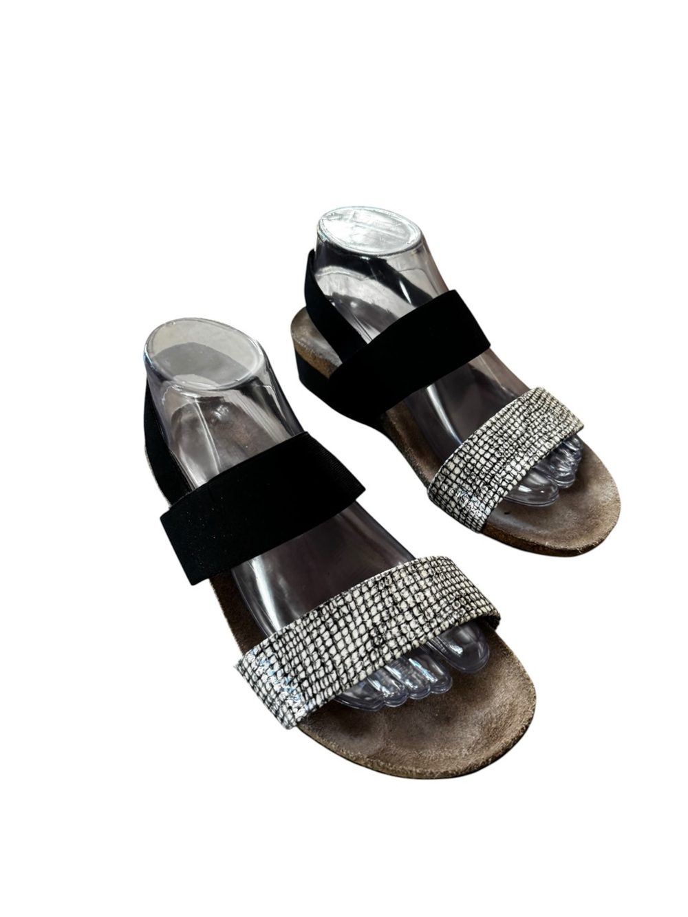 Women’s Munro Size 8.5 WW Black Cream Stretchy Slingback Pisces Sandals